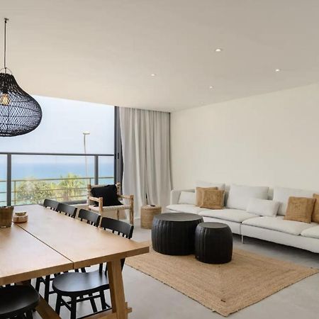 Stylish & Spacious 3 Bedroom Apartment By The Sea Netanja Exterior foto